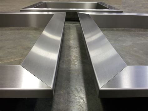 Metal fabrication l Stainless steel l Food l Manufacturing l Mining l 